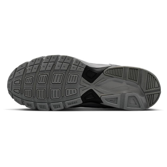 Nike Initiator